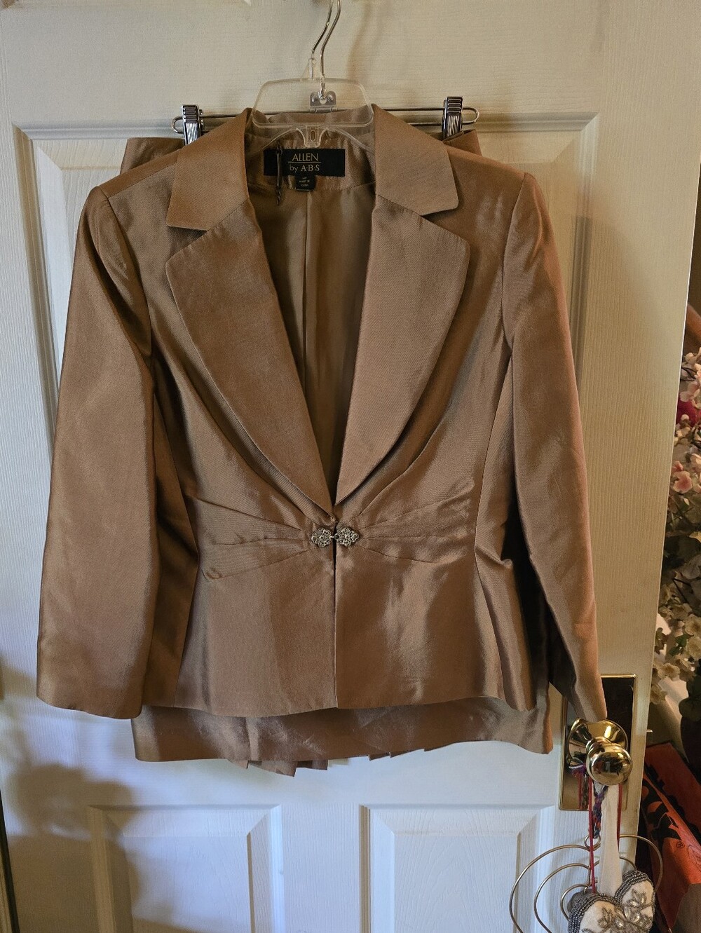 Allen B. By Allen Schwartz Women's Tan Blazer with Decorative Clasp